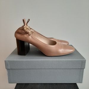 BARELY WORN Everlane Day High Heel